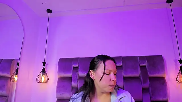 MaiteMarsshall online show from 02.26.25