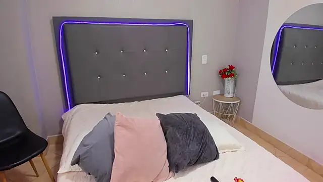 emma lye online show from 02.11.25