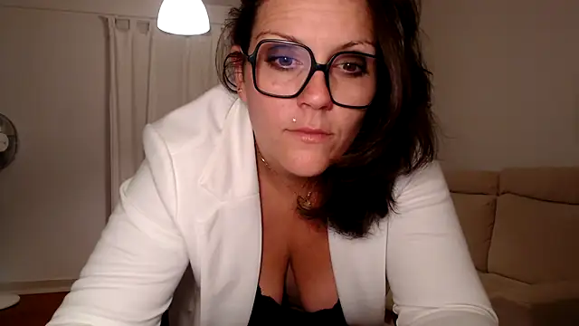 vagina02cam online show from 10.27.25