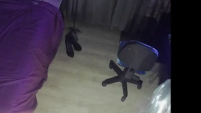 Snapshot of FLakiReve chatting on 02.06.26 FLakiReve online show from 02.06.26