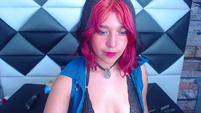 UnderBaby  online show from 12.14.24