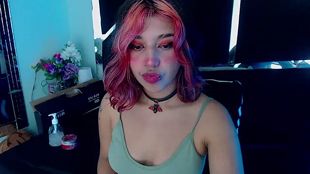UnderBaby  online show from 01.13.25