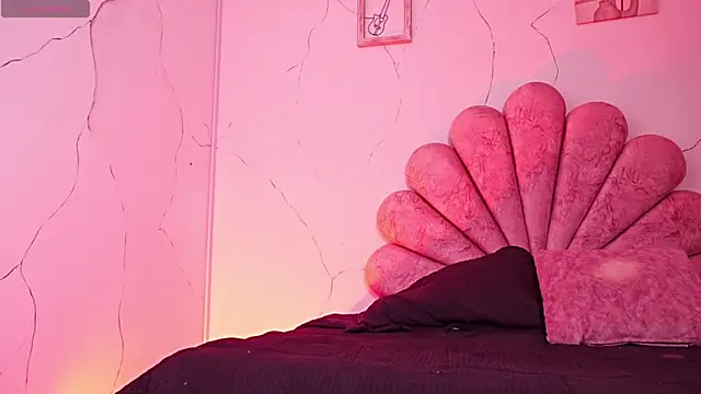 Melany Luv online show from 03.24.26