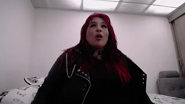 Snapshot of amydeepqueen chatting on 02.10.26 amydeepqueen online show from 02.10.26