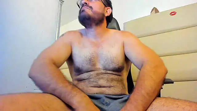 SbasTone Muscle online show from 11.24.25