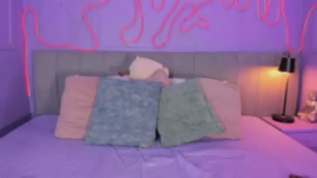 Mai higurashi online show from 11.28.25