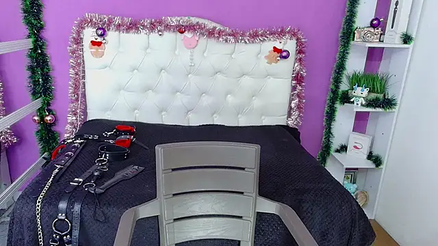 AmorMia online show from 12.19.24