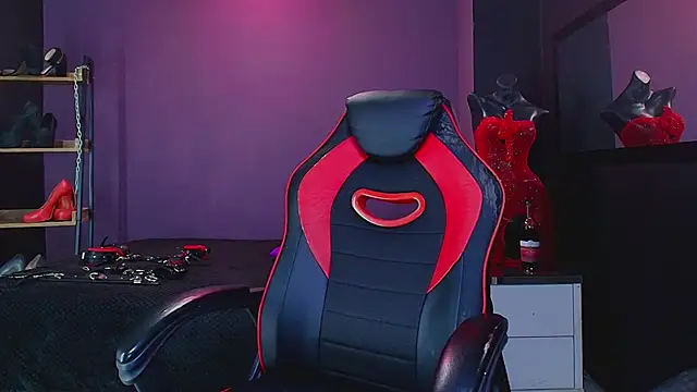 AmorMia online show from 12.26.24