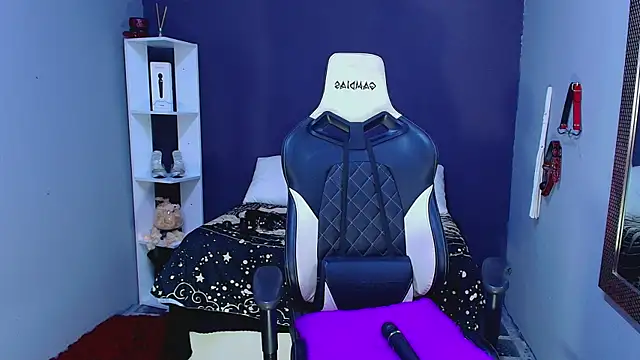 AmorMia online show from 03.19.25