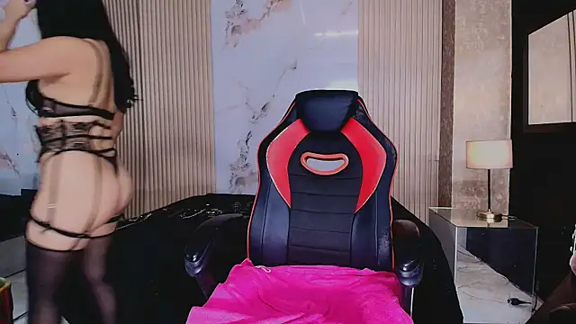 AmorMia online show from 10.22.25