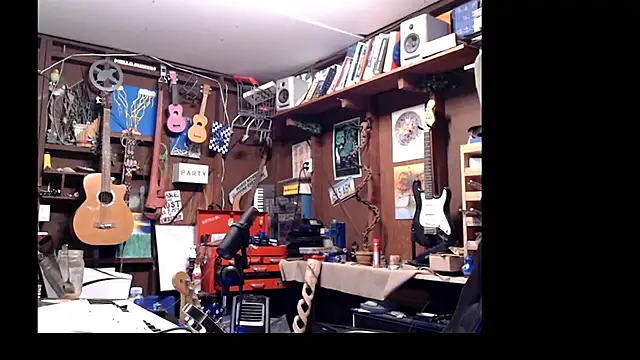 Snapshot of itsjameswebbscope chatting on 03.06.25 itsjameswebbscope online show from 03.06.25