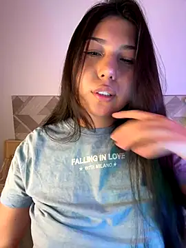 Maii chan online show from 10.19.25