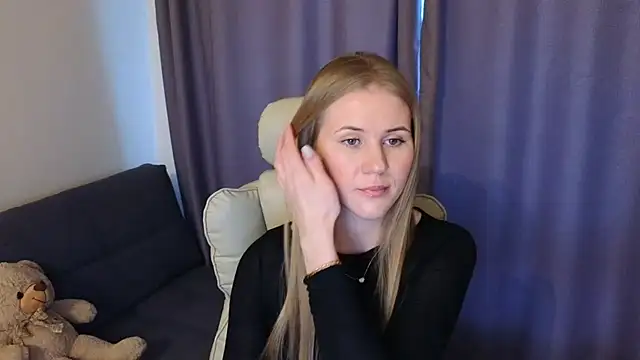 IsabelAllen online show from 12.03.24