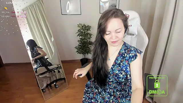 VanessaSmuth online show from 01.28.25