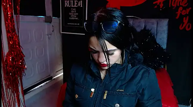 Violettasquirt online show from 03.21.25