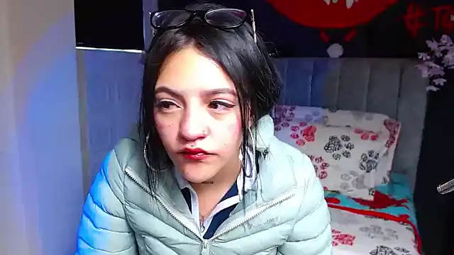 Violettasquirt online show from 01.19.26