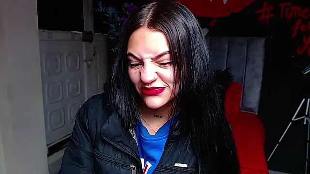 Violettasquirt online show from 03.18.26