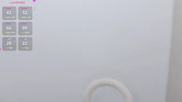 Snapshot of Hazel-11 chatting on 12.21.24 Hazel-11 online show from 12.21.24