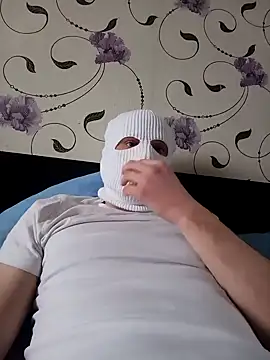 Snapshot of red_red00 chatting on 02.11.25 red red00 online show from 02.11.25