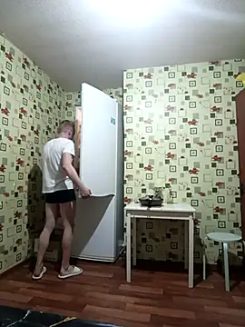 Snapshot of red_red00 chatting on 03.15.25 red red00 online show from 03.15.25