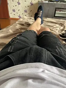 red red00 online show from 04.09.26