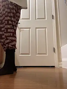 yfui221 online show from 10.27.25