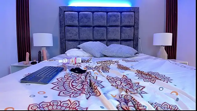 Susann Ross online show from 03.22.25