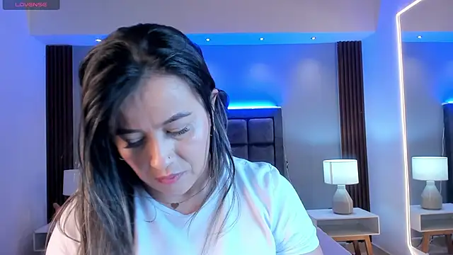 Susann Ross online show from 09.13.25