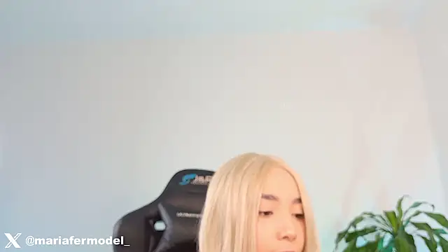 Mariafer05 online show from 07.14.26
