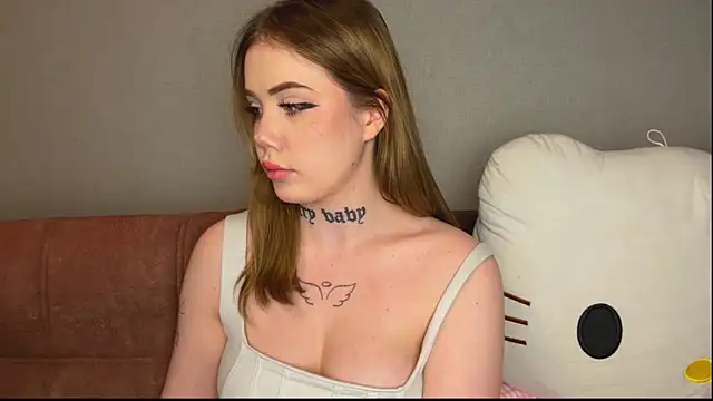 Snapshot of hanna_cry_baby chatting on 02.03.26 hanna cry baby online show from 02.03.26