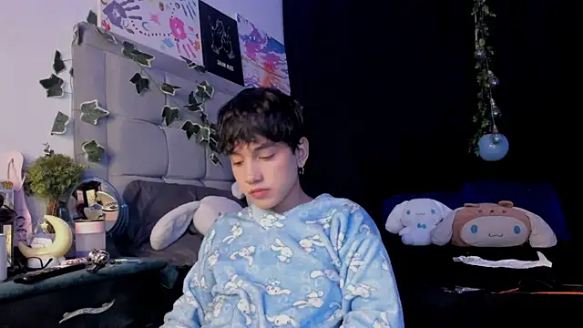 Snapshot of blue_baby20 chatting on 01.27.25 blue baby20 online show from 01.27.25