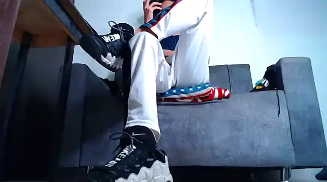 mastersmits online show from 02.21.25