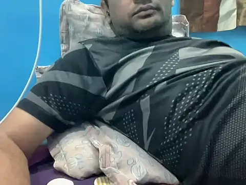 Snapshot of NiceBoy9099 chatting on 02.02.26 NiceBoy9099 online show from 02.02.26