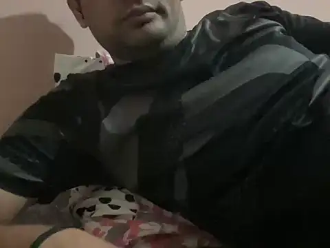 Snapshot of NiceBoy9099 chatting on 02.26.26 NiceBoy9099 online show from 02.26.26