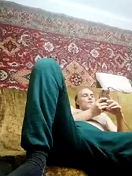 Snapshot of Pineapple04 chatting on 01.07.25 Pineapple04 online show from 01.07.25