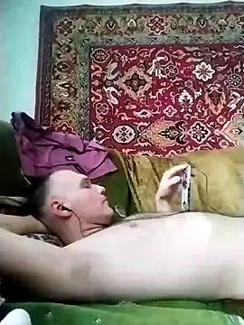 Snapshot of Pineapple04 chatting on 01.14.25 Pineapple04 online show from 01.14.25