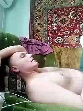 Snapshot of Pineapple04 chatting on 01.18.25 Pineapple04 online show from 01.18.25