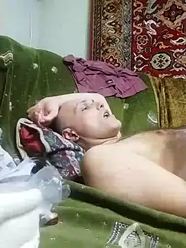 Snapshot of Pineapple04 chatting on 01.19.25 Pineapple04 online show from 01.19.25