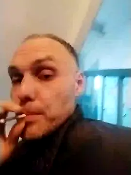 Snapshot of Pineapple04 chatting on 01.23.25 Pineapple04 online show from 01.23.25