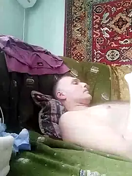 Snapshot of Pineapple04 chatting on 01.30.25 Pineapple04 online show from 01.30.25