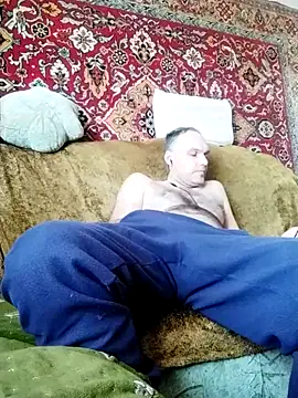 Snapshot of Pineapple04 chatting on 03.09.25 Pineapple04 online show from 03.09.25