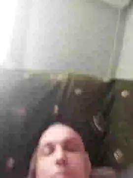 Snapshot of Pineapple04 chatting on 03.16.25 Pineapple04 online show from 03.16.25