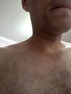 Snapshot of Pineapple04 chatting on 09.17.25 Pineapple04 online show from 09.17.25