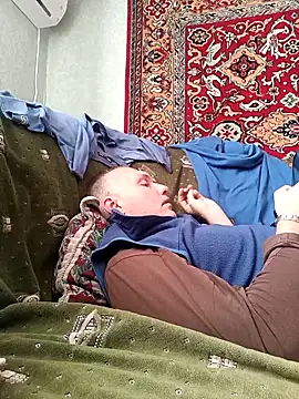 Snapshot of Pineapple04 chatting on 10.04.25 Pineapple04 online show from 10.04.25