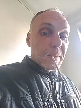 Snapshot of Pineapple04 chatting on 10.15.25 Pineapple04 online show from 10.15.25