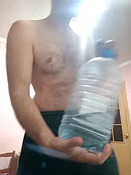 Snapshot of Pineapple04 chatting on 10.29.25 Pineapple04 online show from 10.29.25