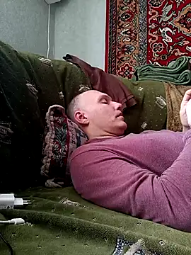 Pineapple04 online show from 02.01.26