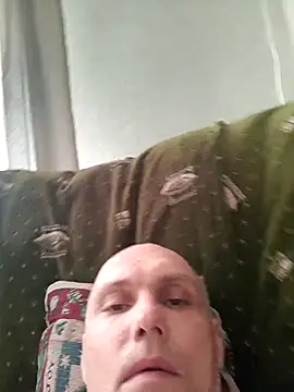 Pineapple04 online show from 03.11.26