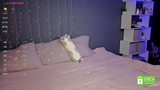 Snapshot of aneta_alisha chatting on 10.09.25 aneta alisha online show from 10.09.25