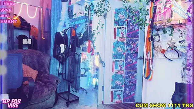 Snapshot of Toxic_Ellies chatting on 01.09.25 Toxic Ellies online show from 01.09.25